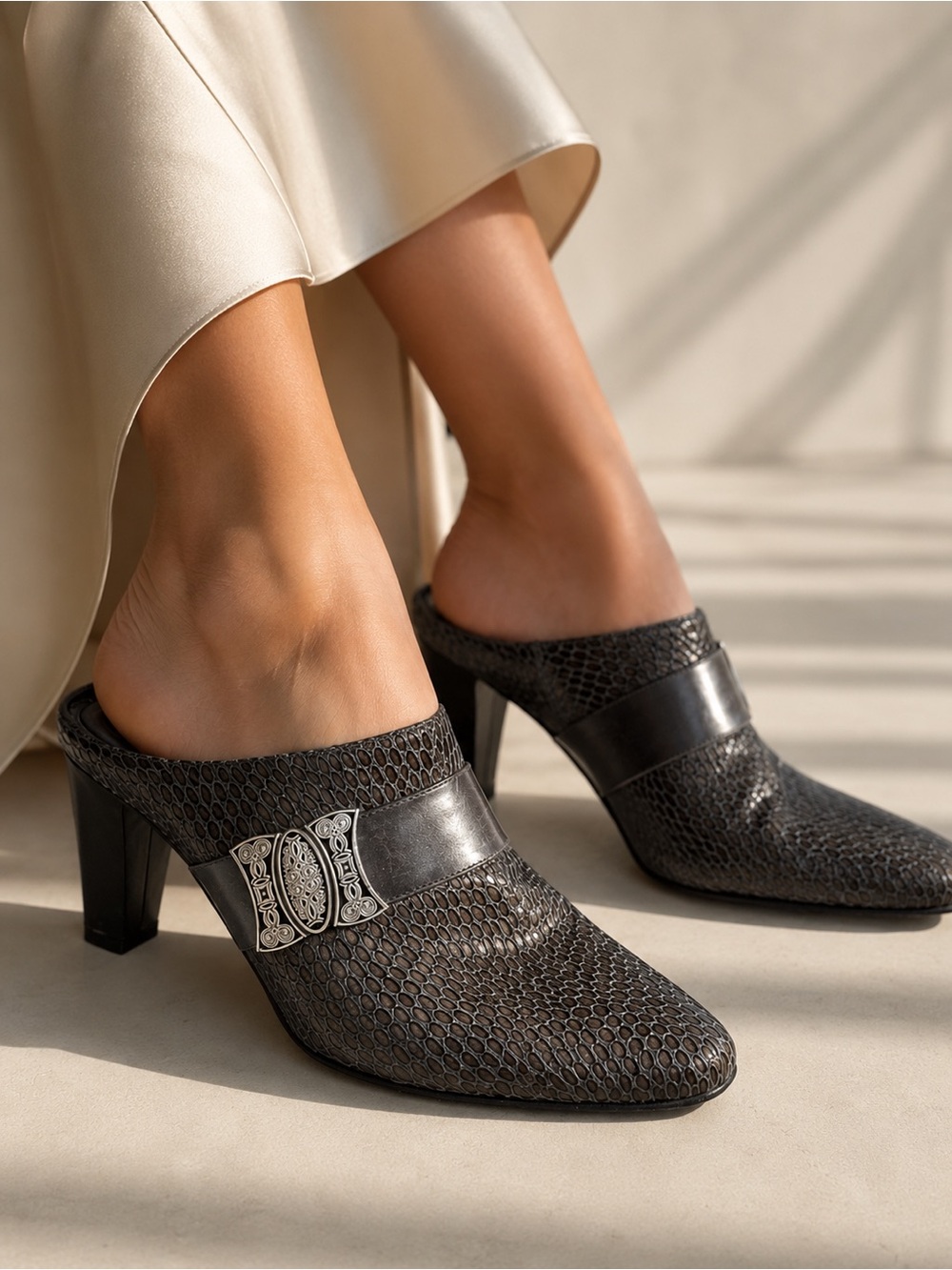 Brighton Leather Mule Heels Brown Pewter Snakeskin Embossed Rhyme Italy Size 7